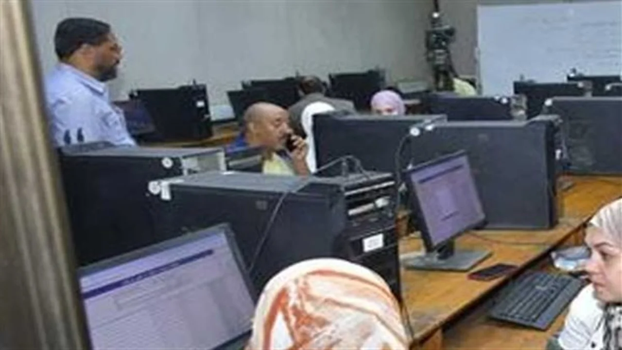 تخصصات جديدة.. جامعة عين شمس تدعم ذوي الهمم والتحول الرقمي